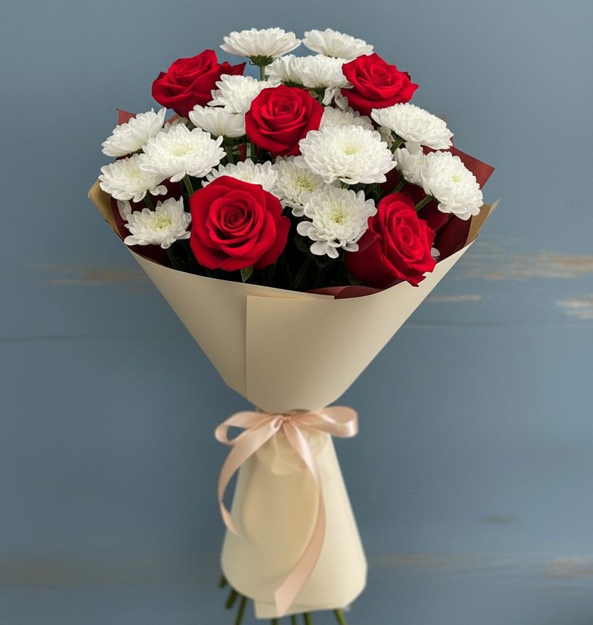 Букет цветов из: Розы и Хризантемы в Красный Бор