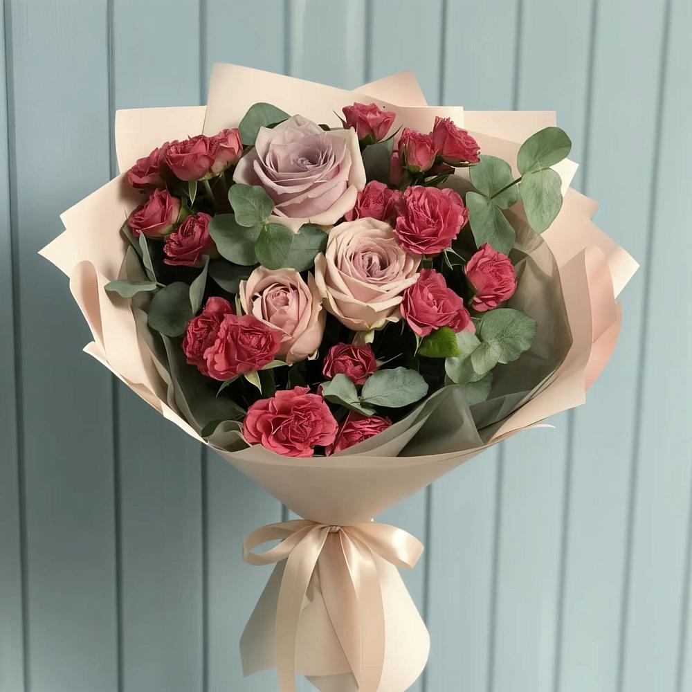 Букет цветов из: Гвоздики и Розы в Красный Бор