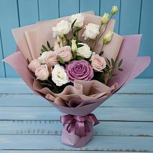 Букет цветов из:  Розы и Лизиантусы в Красный Бор
