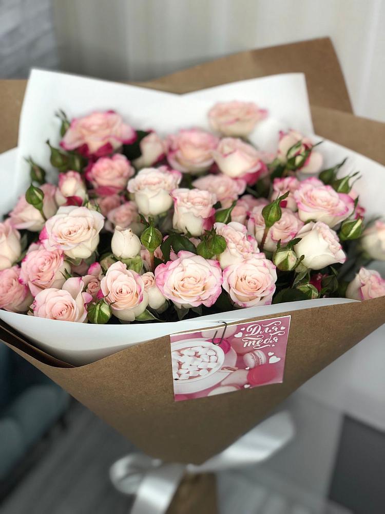 Букет цветов из: Розы в Красный Бор