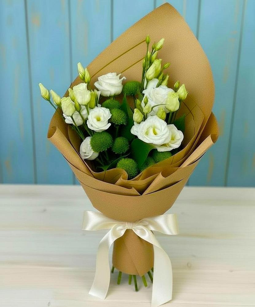 Букет цветов из: Хризантемы и Лизиантусы в Красный Бор