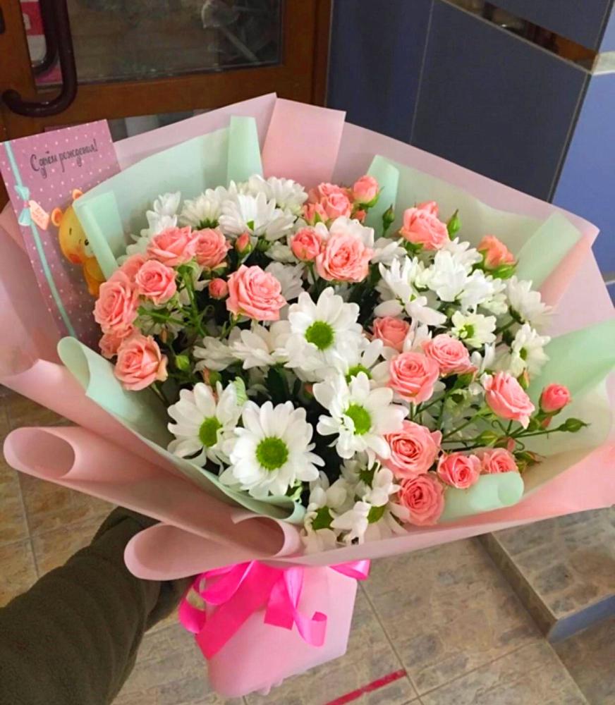 Букет цветов из: Розы и Хризантемы в Красный Бор