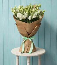 Букет цветов из:  Лизиантусы #REPLACE_PRED# Красный Бор