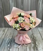 Букет цветов из:  Гвоздики, Розы и Хризантемы в Красный Бор