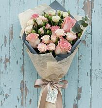 Букет цветов из:  Розы в Красный Бор