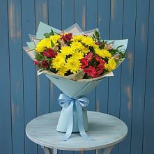 Букет цветов из:  Альстромерии и Хризантемы #REPLACE_PRED# Красный Бор