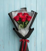 Букет цветов из:  Розы в Красный Бор