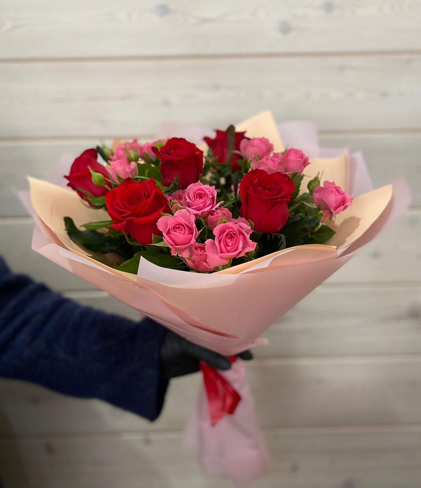 Букет цветов из: Розы в Красный Бор