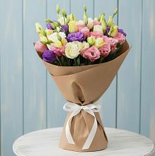 Букет цветов из:  Лизиантусы в Красный Бор