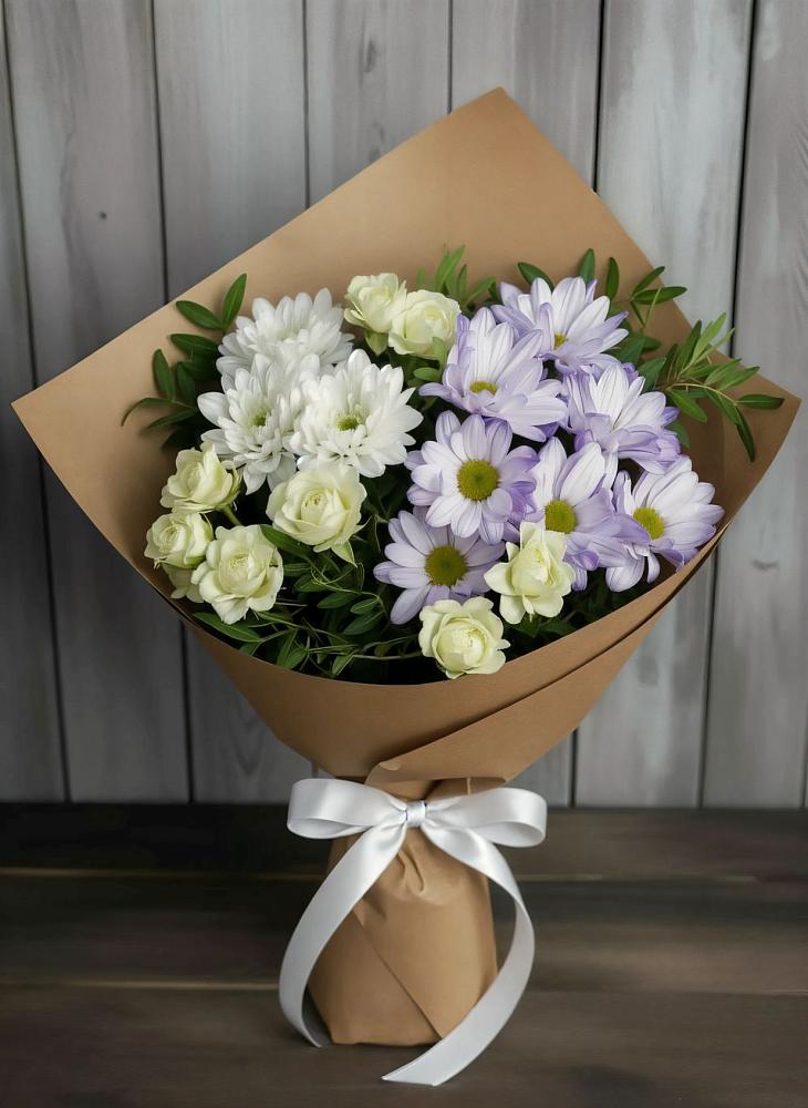 Букет цветов из: Хризантемы и Розы в Красный Бор