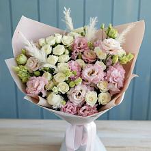 Букет цветов из:  Альстромерии и Розы в Красный Бор